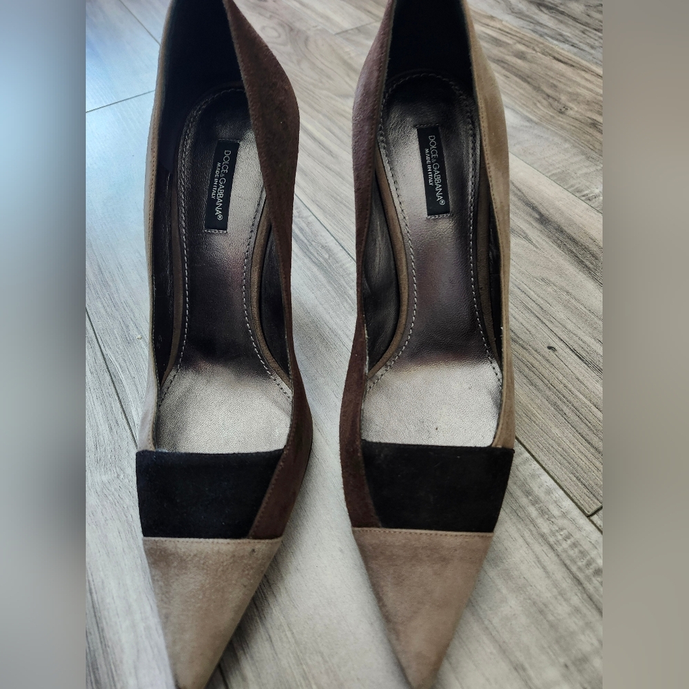 Dolce & Gabbana Pointed Toe Heels Suede Womens 39 /8.5 US. Brown, beige, black